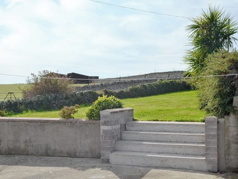 Garden | The Gatehouse, Aberffraw, Anglesey