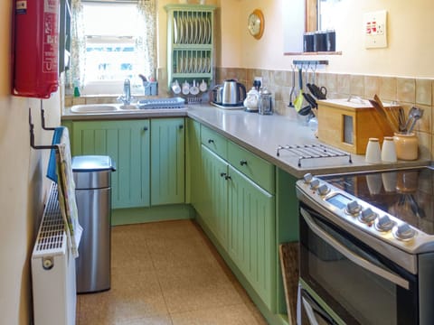 Thwaite Hill Cottage, Seldom Seen near Thornthwaite