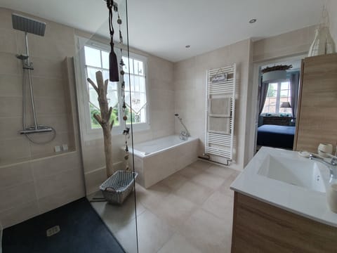 Comfort Quadruple Room, Non Smoking, Garden View | Premium bedding, memory foam beds, individually decorated