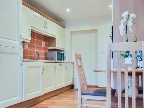 Charming kitchen/dining area | Horseshoe Cottage, Sawley, near Clitheroe