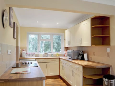 Kitchen/diner | West View, Sturminster Marshall, nr. Wimborne