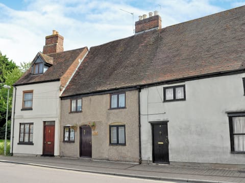 Exterior | The Hideaway Cottage, Gloucester