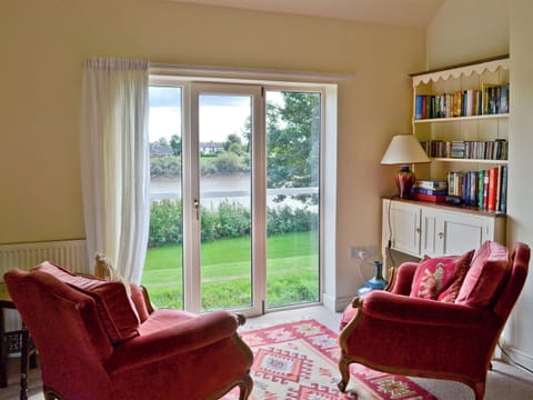 Living room | Riverbank Cottage, Althorpe, nr. Scunthorpe
