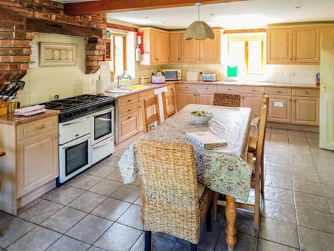 Kitchen | Howards End, Middleton-on-the-Hill, near Leominster