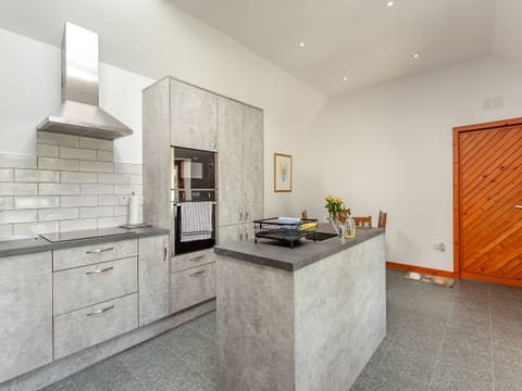 Kitchen area | The Coyles Cottage - The Coyles, Ballater
