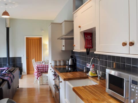 Galley-style kitchen | The Stables - Higher Farm, Martin, Fordingbridge
