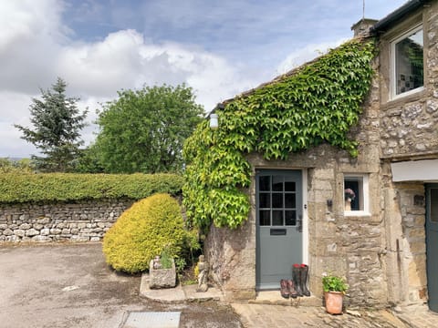 Main entrance | Tophams Laithe, Conistone with Kilnsey, Grassington