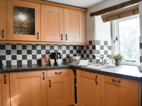 Well equipped kitchen | Tophams Laithe, Conistone with Kilnsey, Grassington