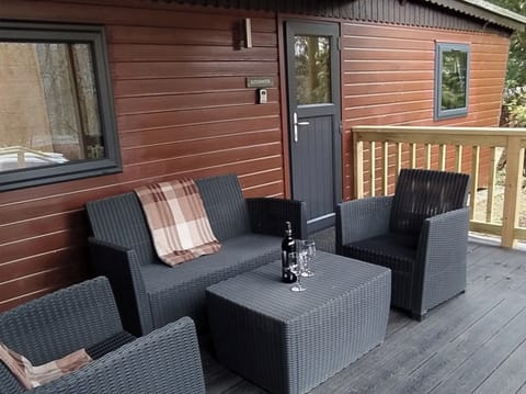 Sitting-out-area | ElterwaterNeaum Crag, Skelwith Bridge, near Ambleside