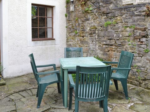 Sitting-out-area | The Corn Mill, Branthwaite, nr. Cockermouth