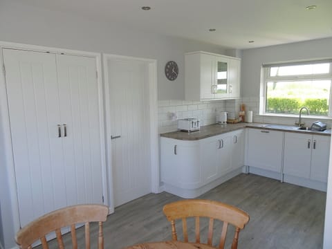 Kitchen/diner | Tregoona, Crantock, near Newquay