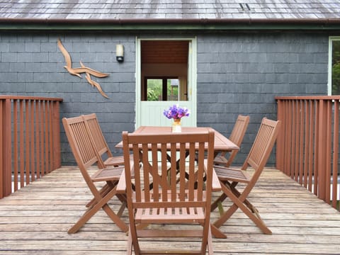 Decked area with outdoor furniture | Eagles Nest, St Mellion, near Saltash