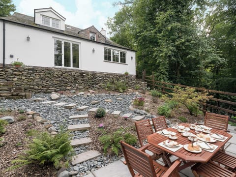 Peaceful, relaxing garden | Waterfall Wood Cottage, Glenridding, by Ullswater