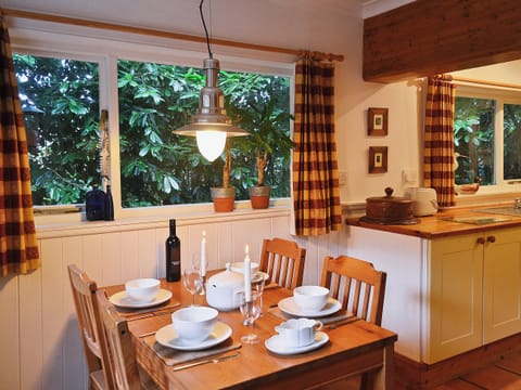 Kitchen/diner | Gareside Lodge, Shandon, nr. Loch Lomond