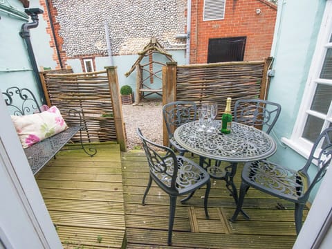 Decking | The Bittern - Blakeney Quayside Cottages, Blakeney, near Holt