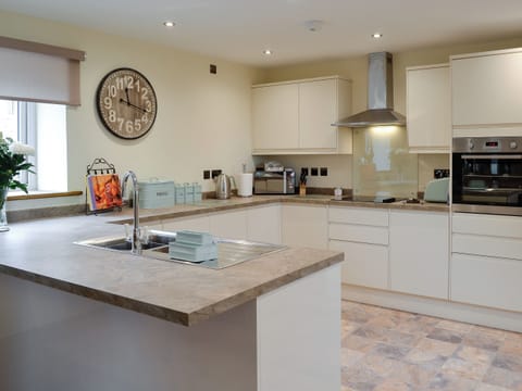 Kitchen | The Wheat Shed - The Wheat Shed and The Bothy, Calthwaite, near Penrith