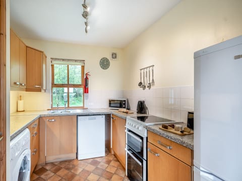 Kitchen area | Cruinn - Cruinn and Moy, Achnamara, near Lochgilphead