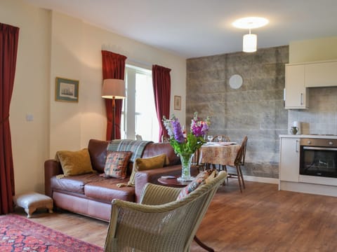 Wooden-floored and furnished to a high standard | Quartermaster&rsquo;s, Brancepeth, near Durham