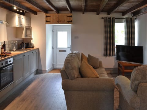 Open plan living space | Ty Bobbet, Penysarn