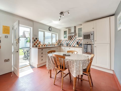 Kitchen/diner | Glendower, Aberaeron