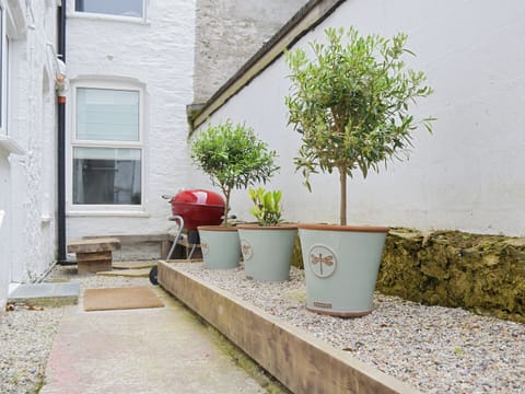 Outdoor area | Rosetta ApartmentsOcean Mist, Newquay