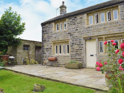 Charming stone built, Grade II listed, semi-detached holiday home | Little Grans Cottage, Ickornshaw, near Cowling