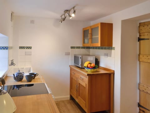 Kitchen | 1710 - The Seventeen Ten Cottages, Greenwell, near Brampton