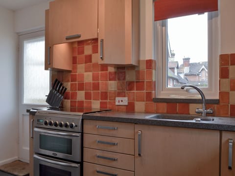 Kitchen | Sea Breezes, Totland