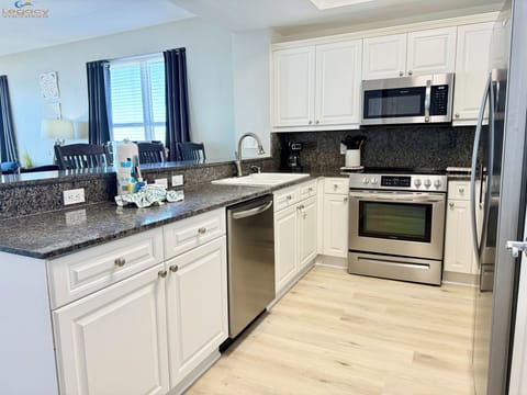 Summer Place #409 Kitchen