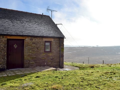 Charming holiday cottage | Nield Bank Bungalow, Quarnford, near Buxton