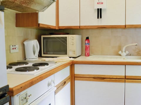 Kitchen | Manor Park - Strathisla, Skelmorlie, by Largs