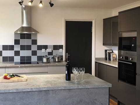 Well presented kitchen | Auldfield, Lhanbryde, near Elgin