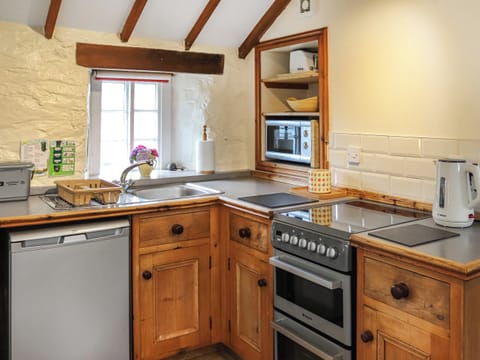 Kitchen | Rhydlanfair Cottage, Near Betws-y-Coed