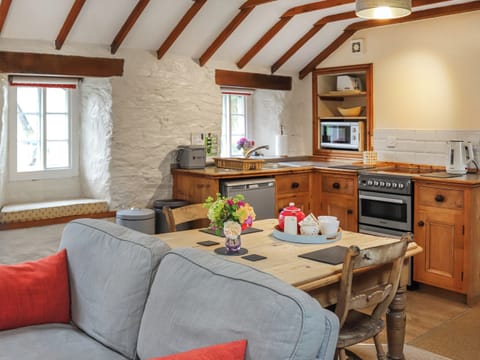 Open plan style living area | Rhydlanfair Cottage, Near Betws-y-Coed