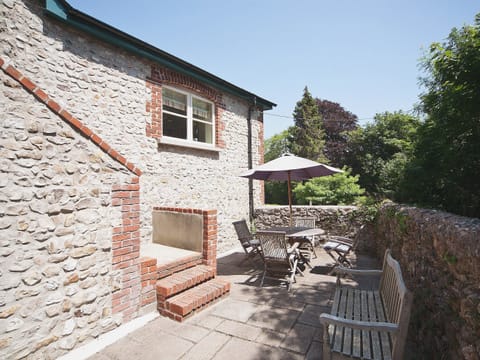 Sitting-out-area | Ware House Cottage, Nr. Lyme Regis