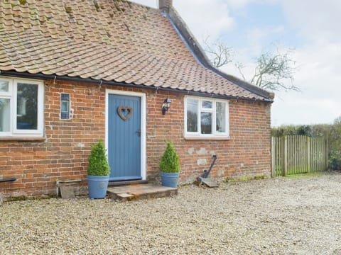 Main entrance and parking area | Apple Tree Cottage, Near Holt