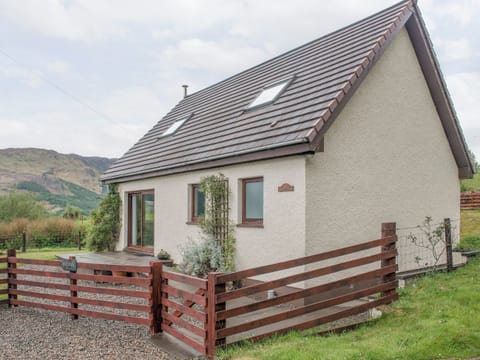 Attractive holiday home | Rosdail, Inverinate, near Kyle