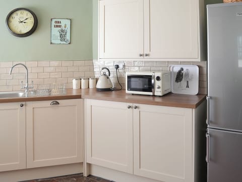 Exquisite kitchen | Nell’s Cottage, Bridlington