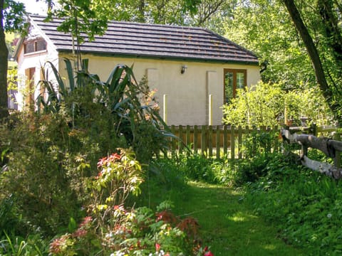 Charming property | The Swallows - Grove Cottages, Instow, near Barnstaple