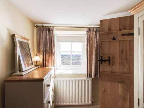 Double bedroom | Fferam Gorniog, Holyhead Mountain, near Trearddur Bay