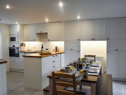 Contemporary Kitchen / dining space | Rowanlea, Muthill, near Crieff