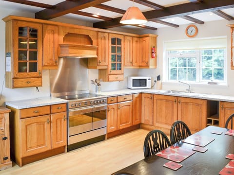 Kitchen/diner | Poppy Cottage, Crantock, near Newquay