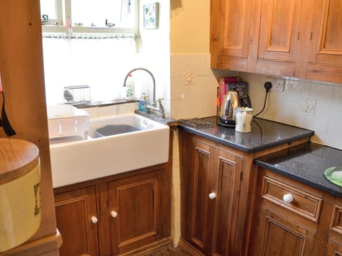 Kitchen | Spoutscroft Cottage, Austwick, near Settle