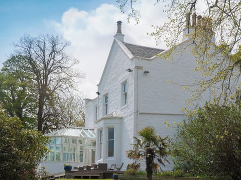 Perched above the bay with fantastic sea views | Munro’s, Rothesay, Isle of Bute