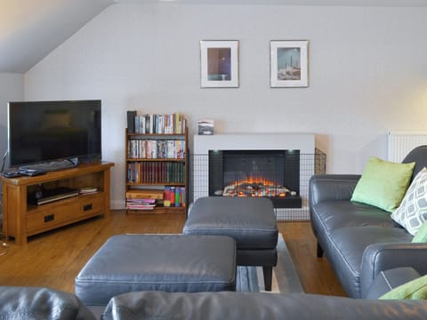 Inviting living area | Alnwick Old Brewery Apartment, Alnwick