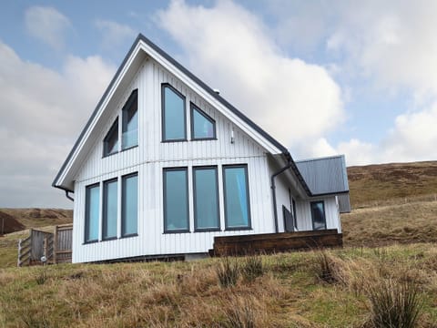 Beautiful Highland holiday home | Fionn Croft Lodge, Melvaig, near Gairloch