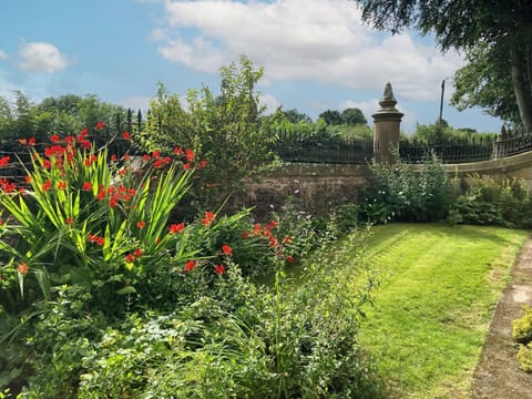 Garden | The Gatehouse at Beckfoot Hall, Kirkby Stephen, near Appleby