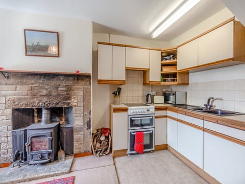 Kitchen area | Coachman&rsquo;s Cottage - The Old Rectory Cottages, Wark, near Hexham