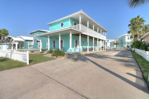 exterior - Entrance to The Good Life MR187