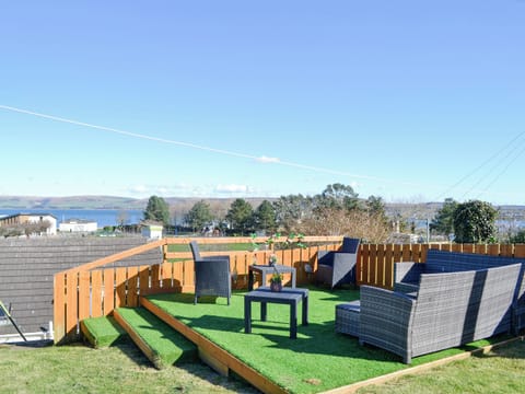 Sitting-out-area | Park View Cottage, Stranraer